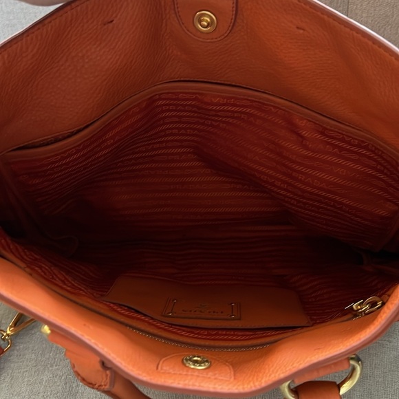 Authentic Prada papaya square tote bag - Picture 6 of 6